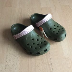 NWT brand new Green and pink Crocs shoes